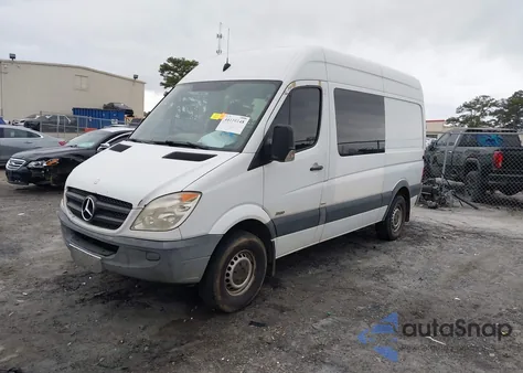 2011 Mercedes-Benz Sprinter 2500 Normal Roof from USA, damaged, VIN WD3PE7CC4B5605217